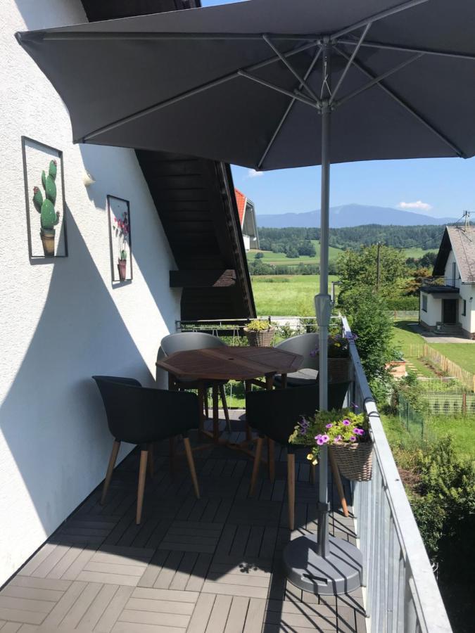 Ferienwohnung Groessing Finkenstein am Faaker See Exteriör bild